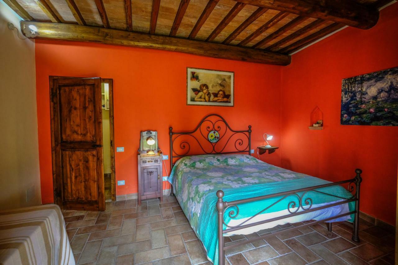 Agriturismo Il Torrione Чертальдо Екстер'єр фото
